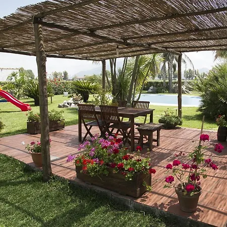 La Taverna Dei Ciucci Bed & Breakfast Foce del Sele